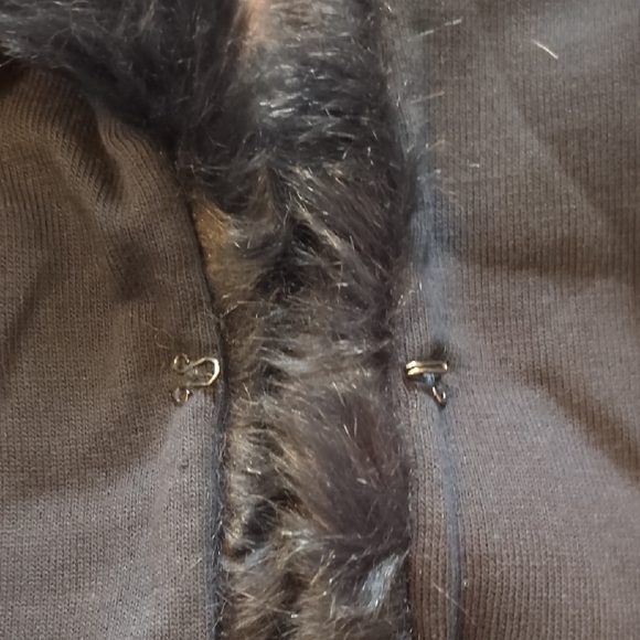 Ann Taylor Navy Faux Fur Neck Wrap Scarf - Picture 3 of 4